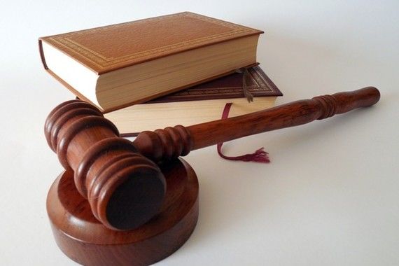 裁判
